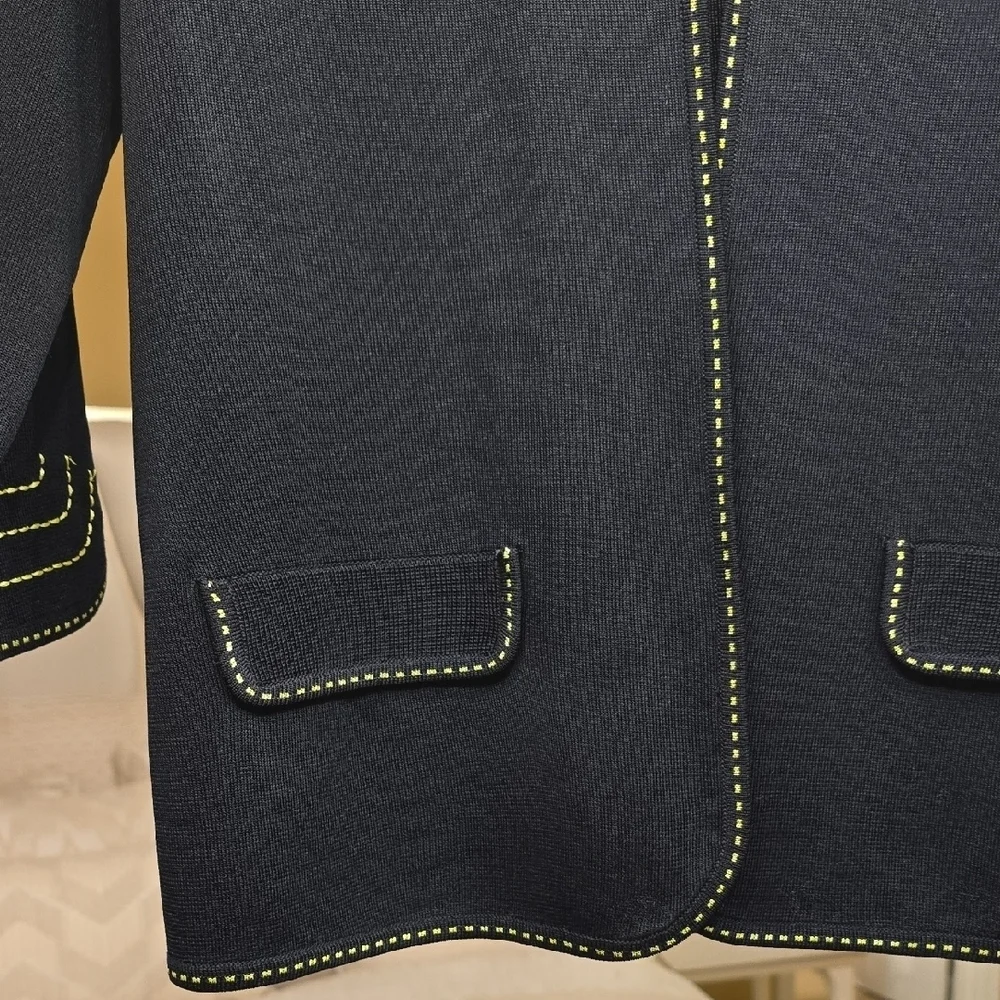Ming Wang Green and Black Blazer Elegant Style